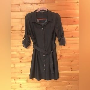 Classic GrayJessica Howard Shirt Style Dress.  Size 10 - NWOT  Buttoned front.